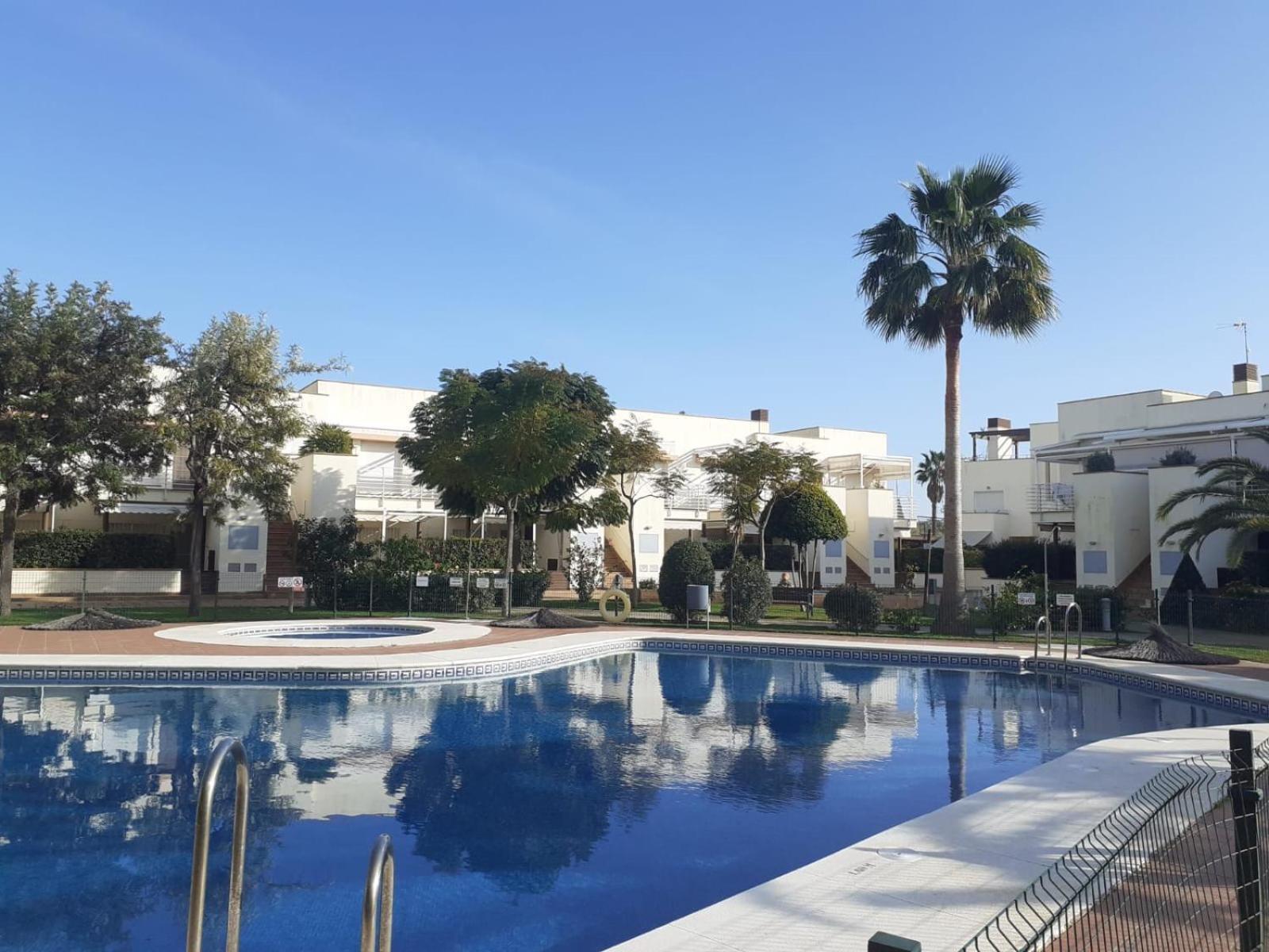 Apartamento Playa Isola Cristina Esterno foto